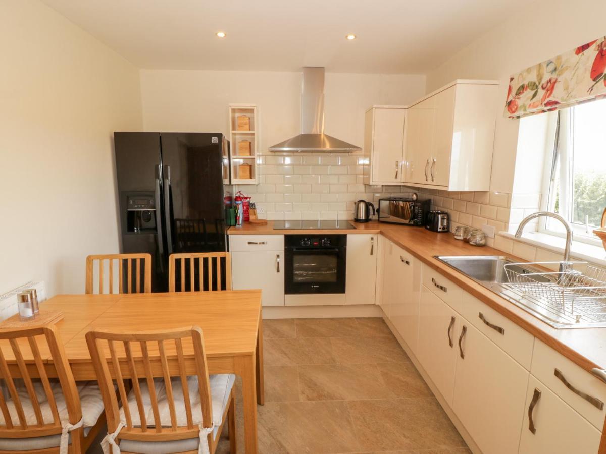 Llain Bach Apartment Llangefni Exterior photo